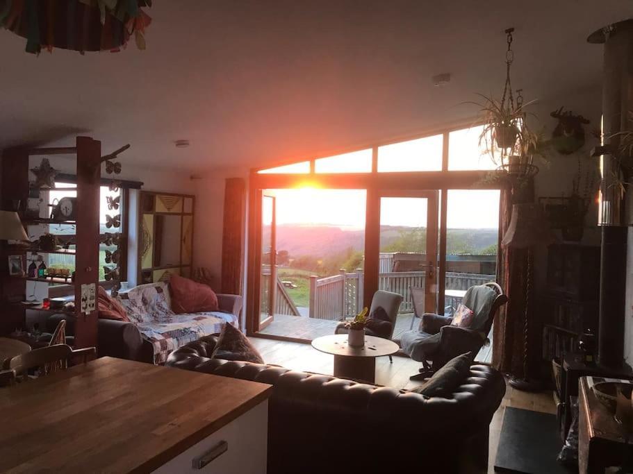 Spacious Cabin On Isolated Farm With Sea View Bude Exterior foto